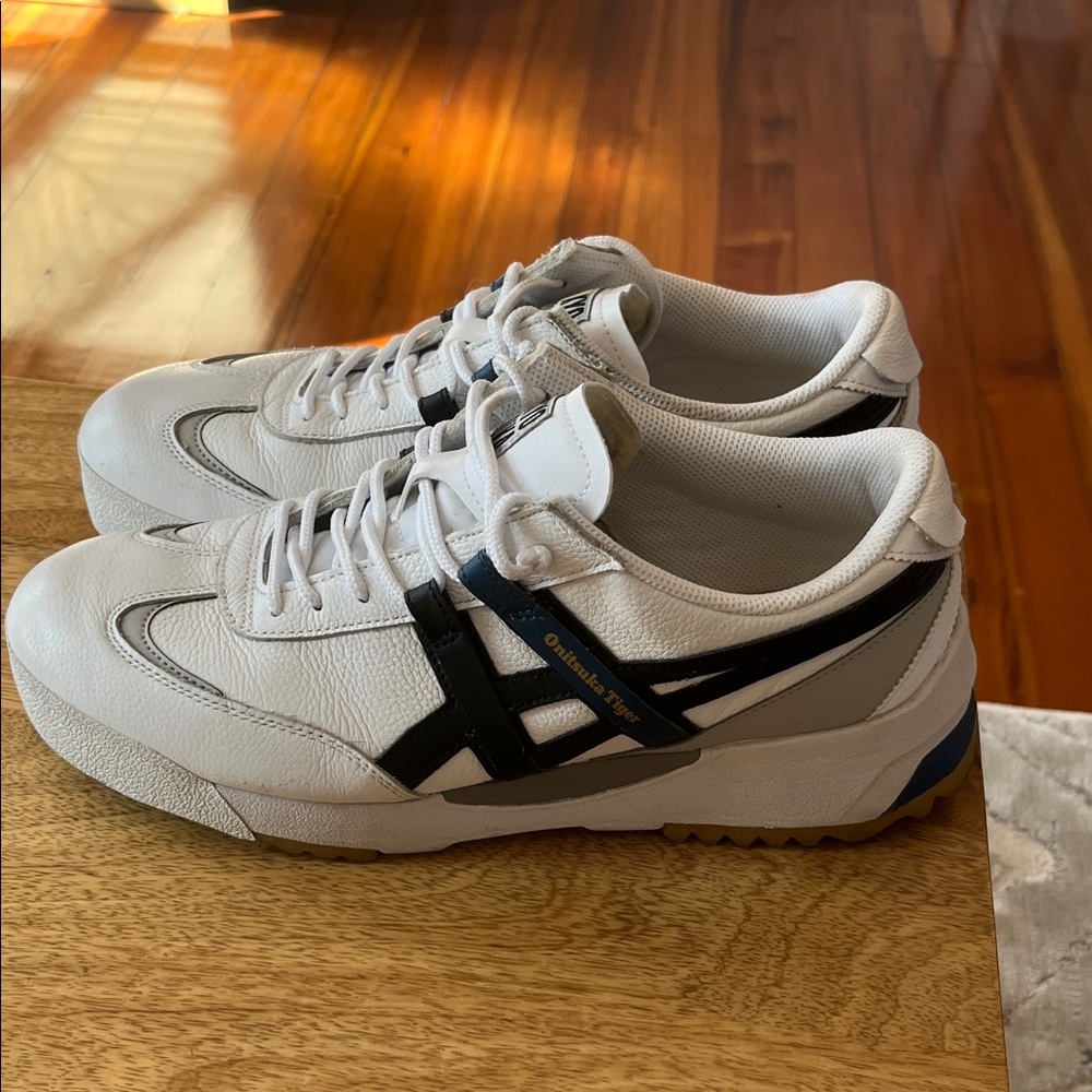 Onitsuka Tiger by Asics White and Black Sneakers - Picture 4 of 5